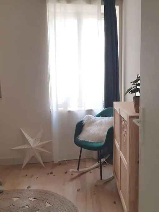 Bel Appartement, 2 Chambres, Centre Ville Thiers