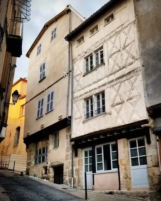 Bel Appartement, 2 Chambres, Centre Ville Thiers 0*,  France