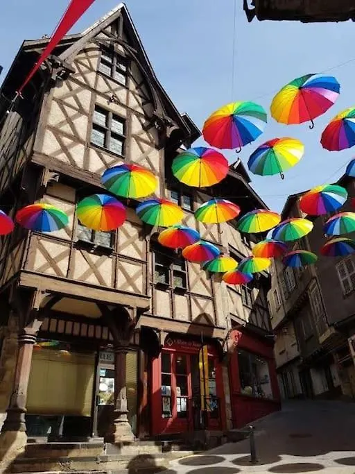 Bel Appartement, 2 Chambres, Centre Ville Thiers 0*,
