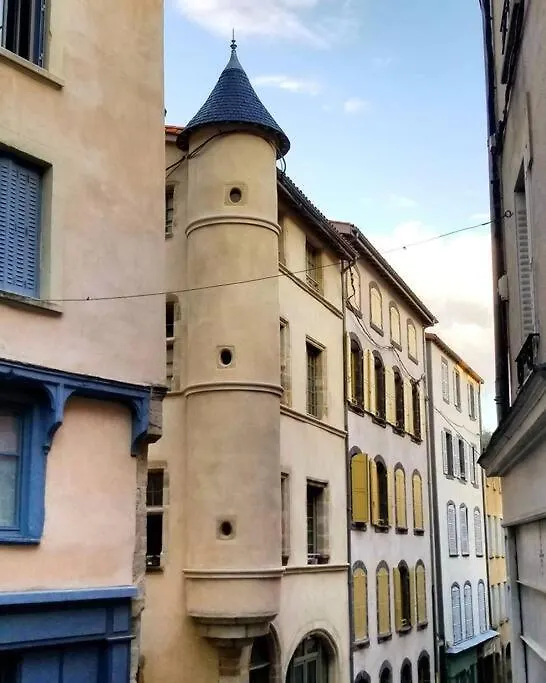Apartment Bel Appartement, 2 Chambres, Centre Ville Thiers France