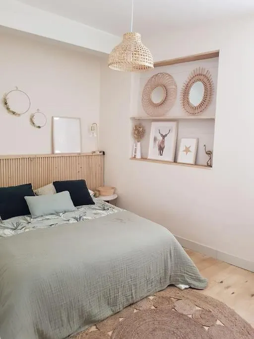 Bel Appartement, 2 Chambres, Centre Ville Thiers Apartment