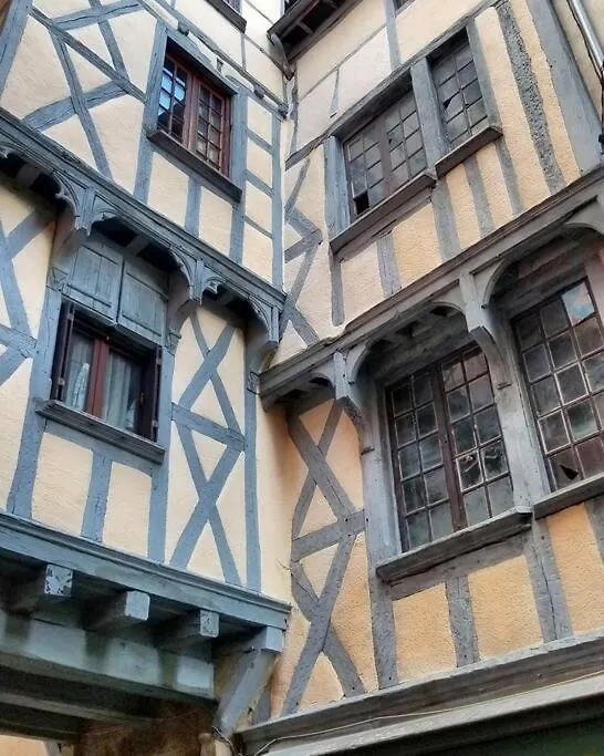 Apartment Bel Appartement, 2 Chambres, Centre Ville Thiers